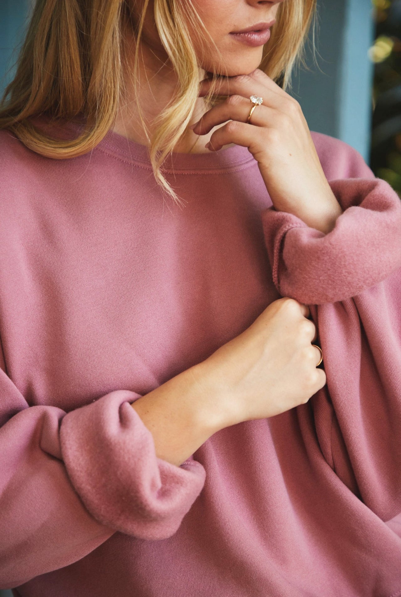 Beach Days Graphic Sweater - Mauve