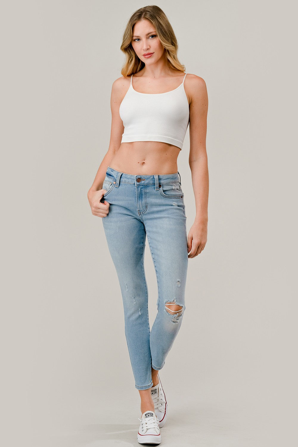 Mid - Rise Skinny Jean - Light Wash
