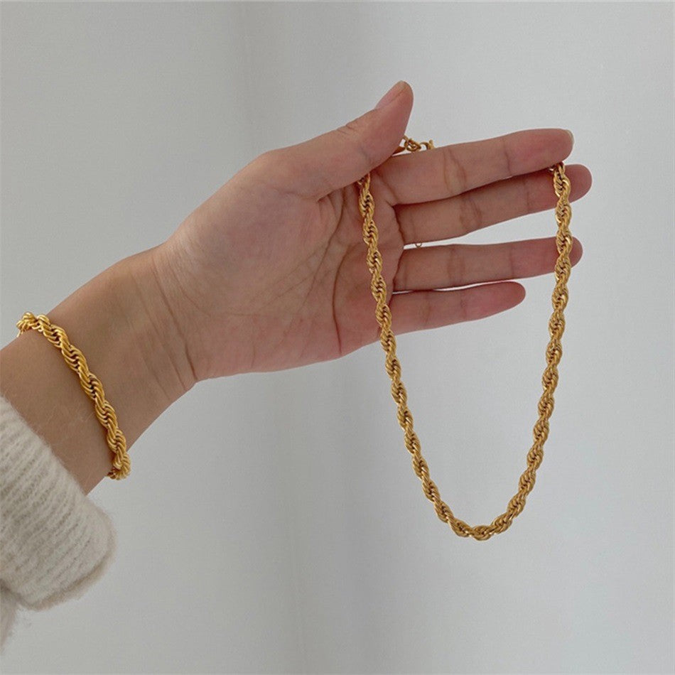 Dainty Gold Rope Necklace