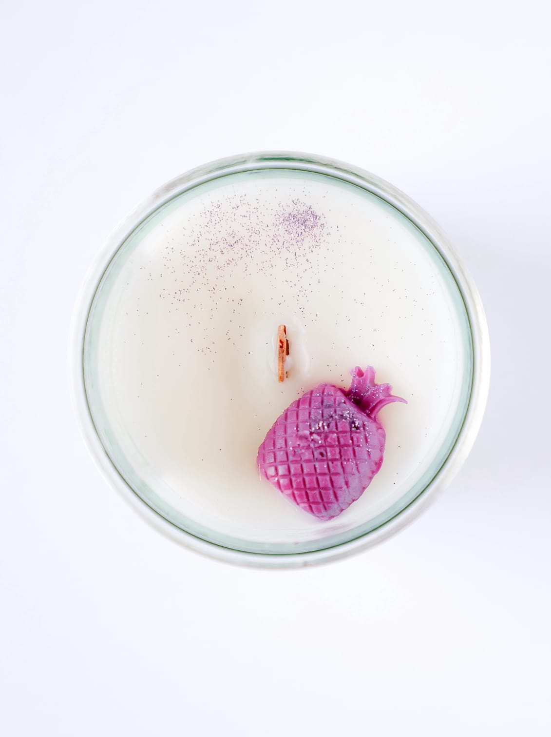 EXCLUSIVE - Purple Pineapple Candle!